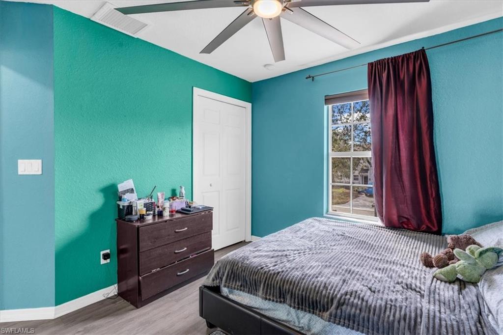 OAK CREST VILLAS - Residential