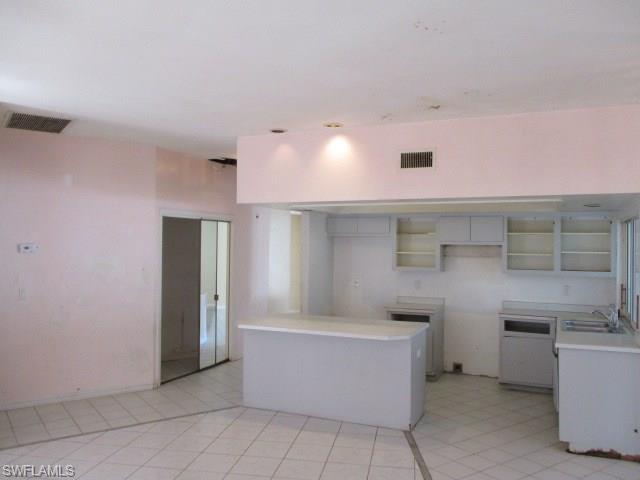 MCGREGOR GARDENS EST - Residential