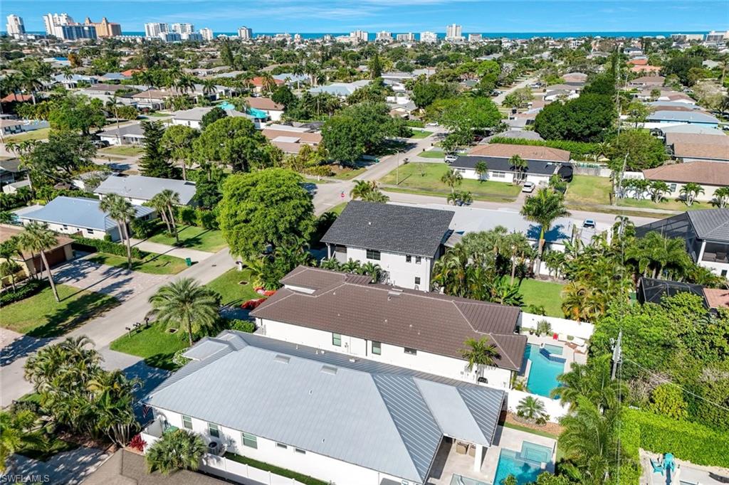 NAPLES PARK - Residential