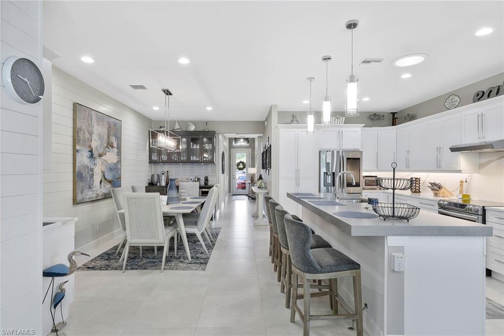 NAPLES PARK - Residential