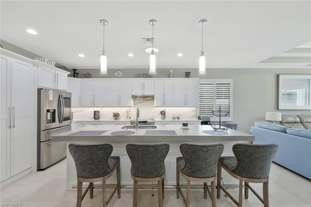 NAPLES PARK - Residential