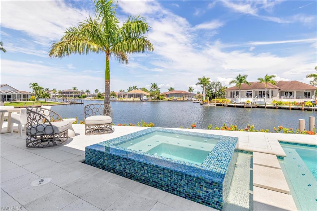 MARCO BEACH - Residential