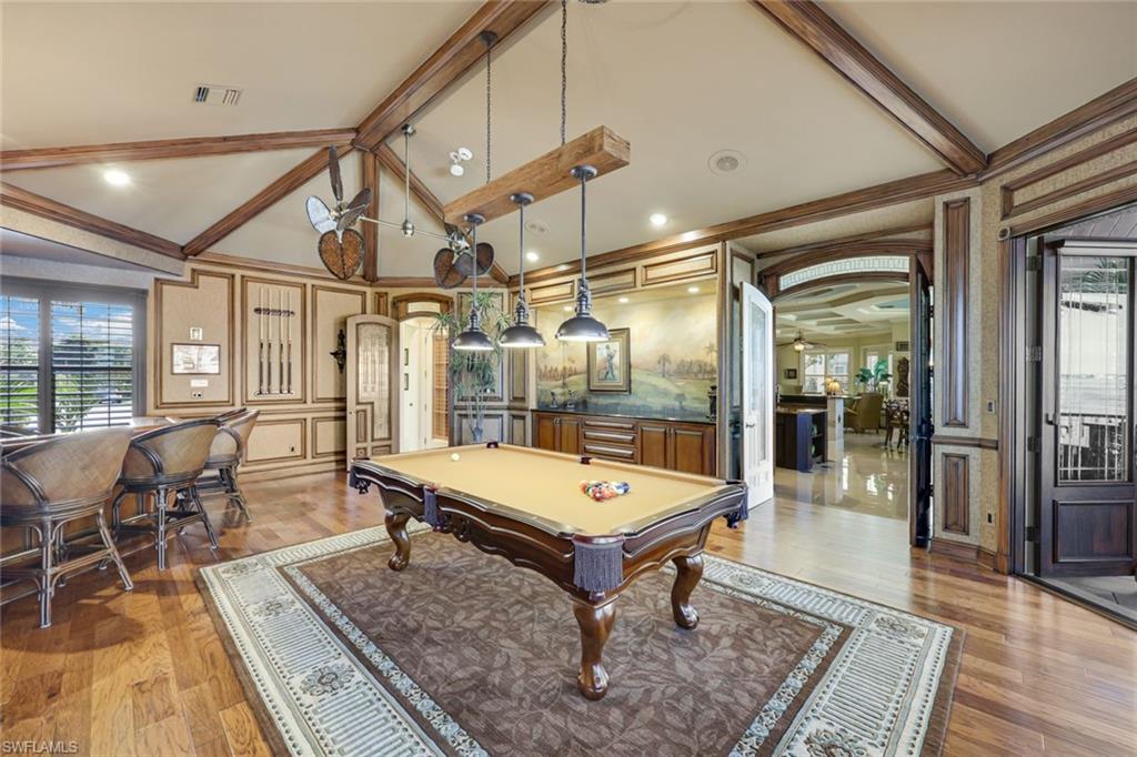 EDGEWATER - Residential
