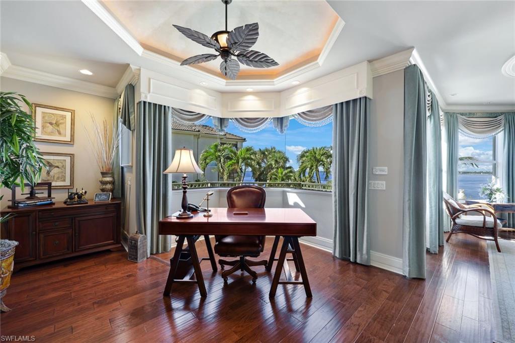 EDGEWATER - Residential