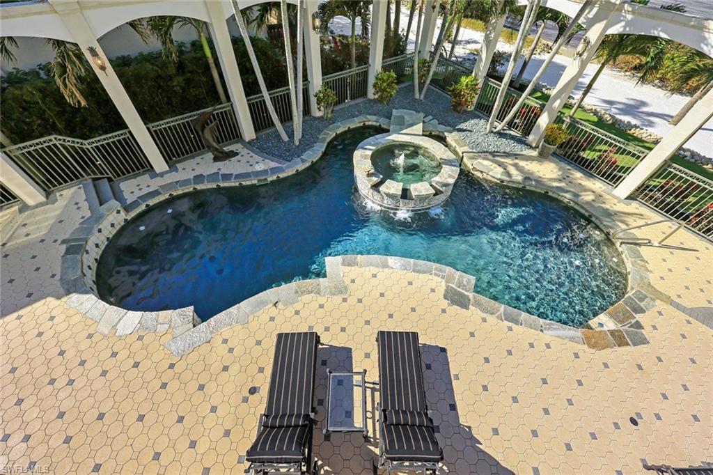 EDGEWATER - Residential