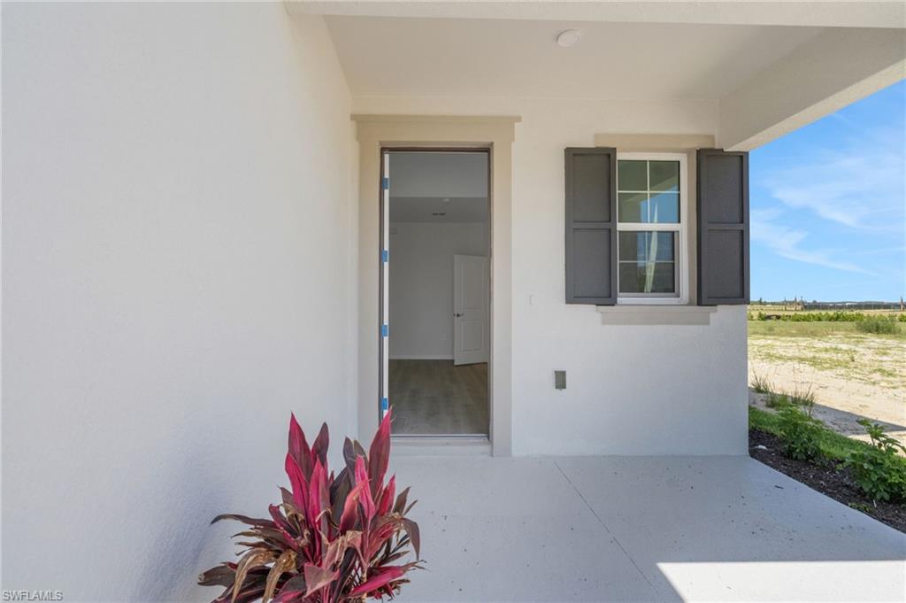 CREEKSIDE RUN - Residential