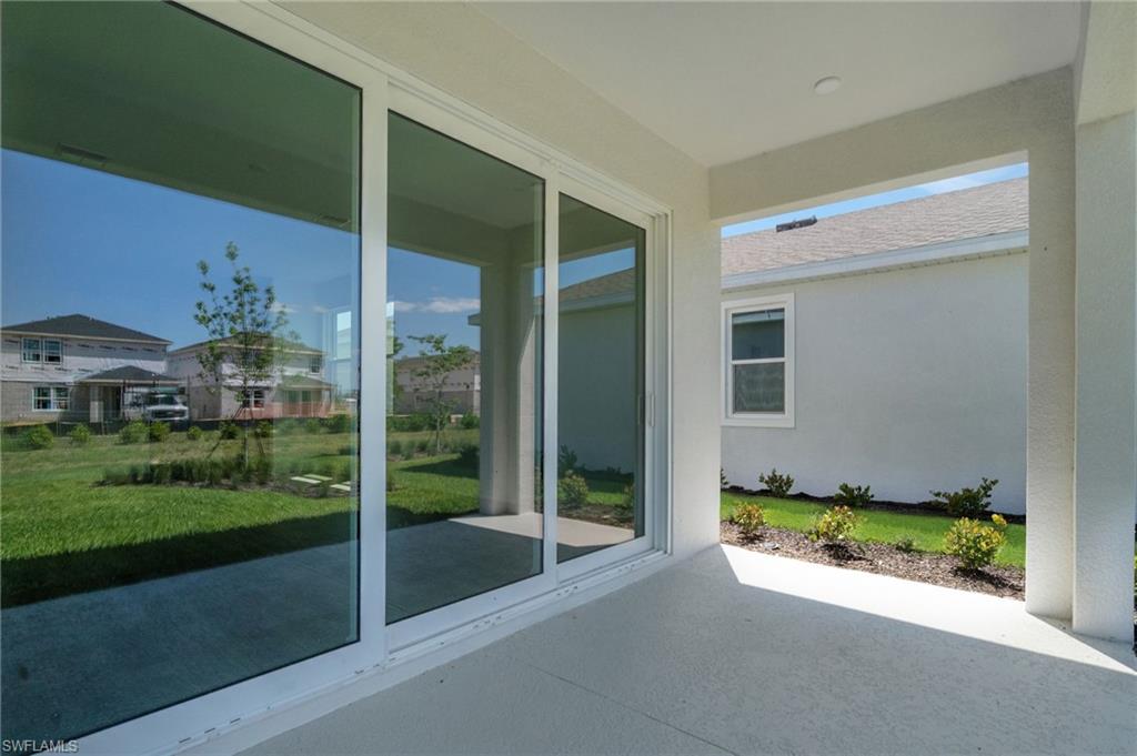 CREEKSIDE RUN - Residential