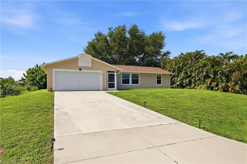 CAPE CORAL - Residential