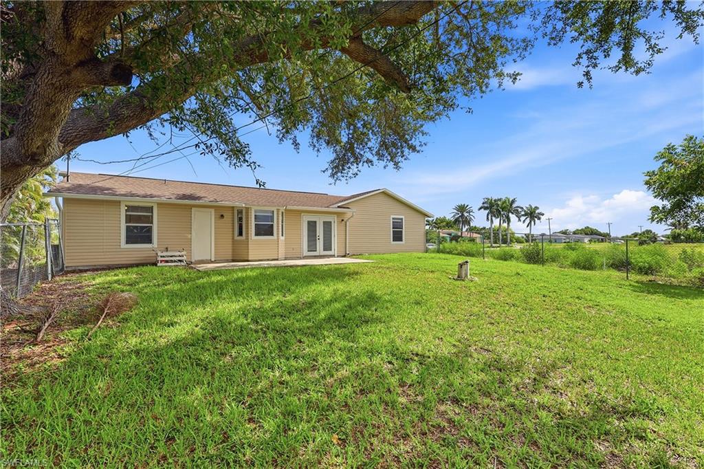 CAPE CORAL - Residential