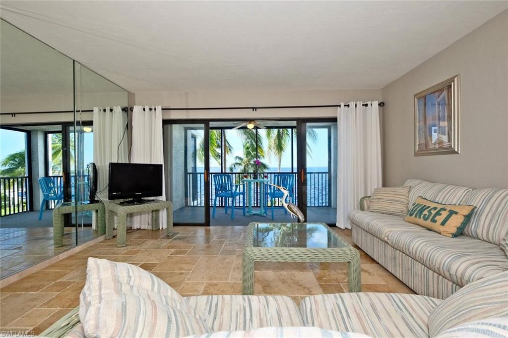 NORTH SHORE PLACE - Residential