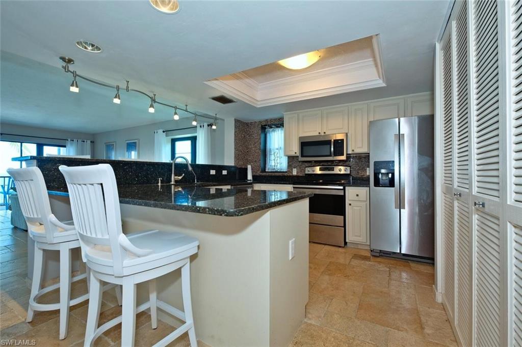 NORTH SHORE PLACE - Residential