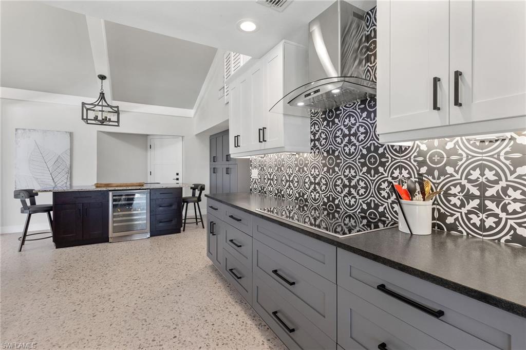 BAYLAND HEIGHTS - Residential