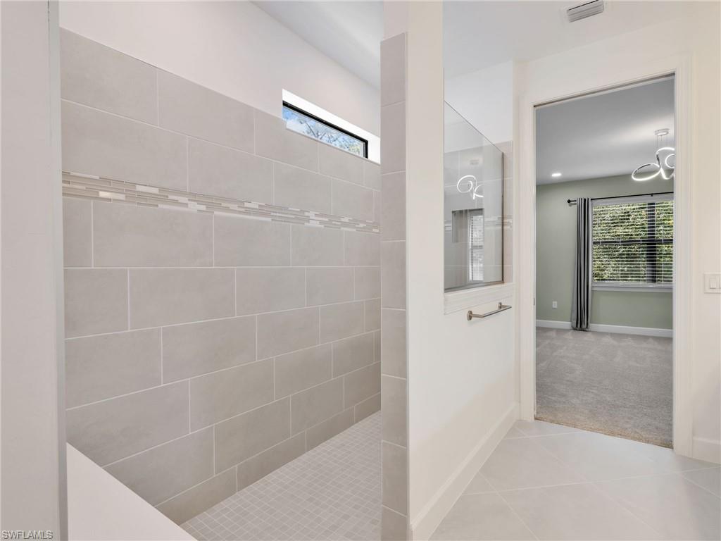 VENTANA POINTE - Residential