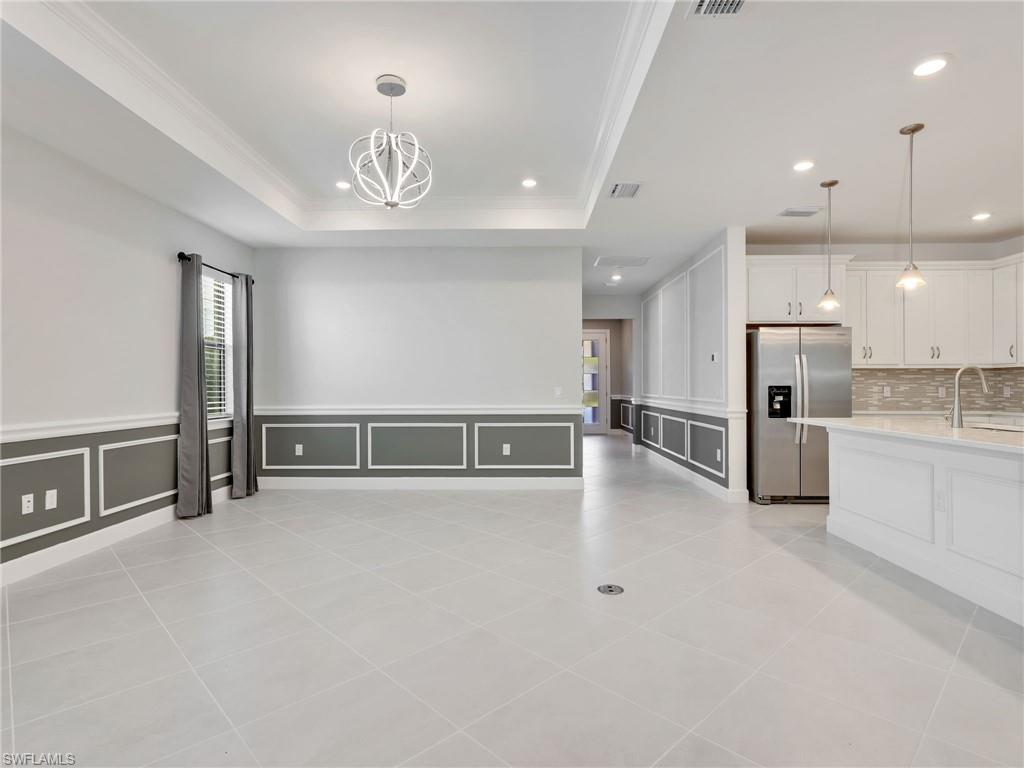 VENTANA POINTE - Residential