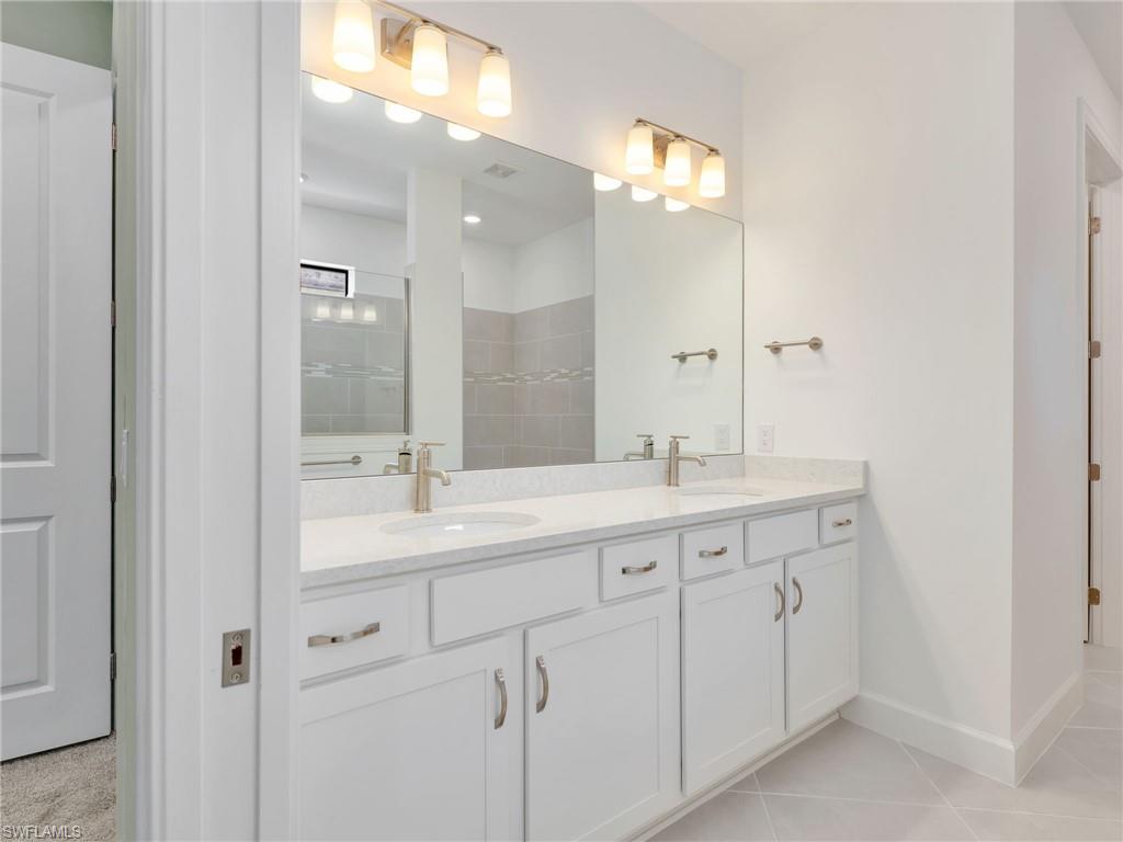 VENTANA POINTE - Residential