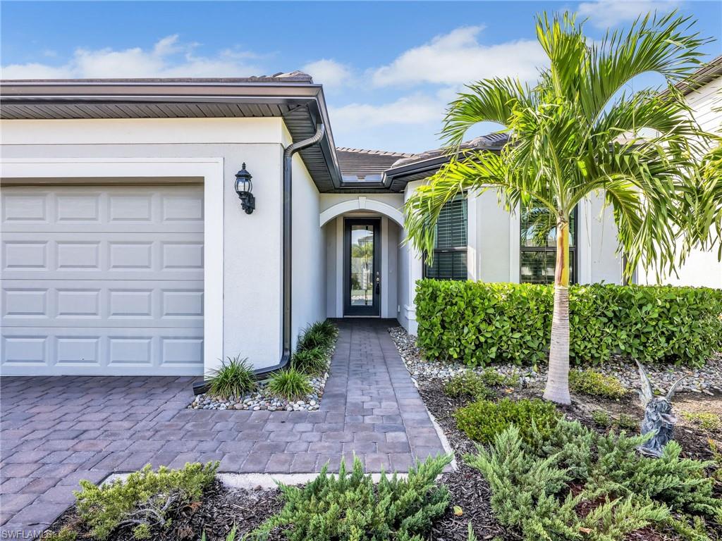 VENTANA POINTE - Residential
