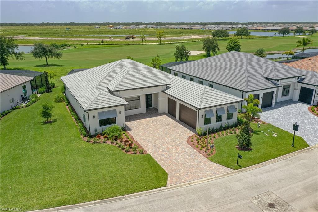 COUNTRY CLUB - Residential
