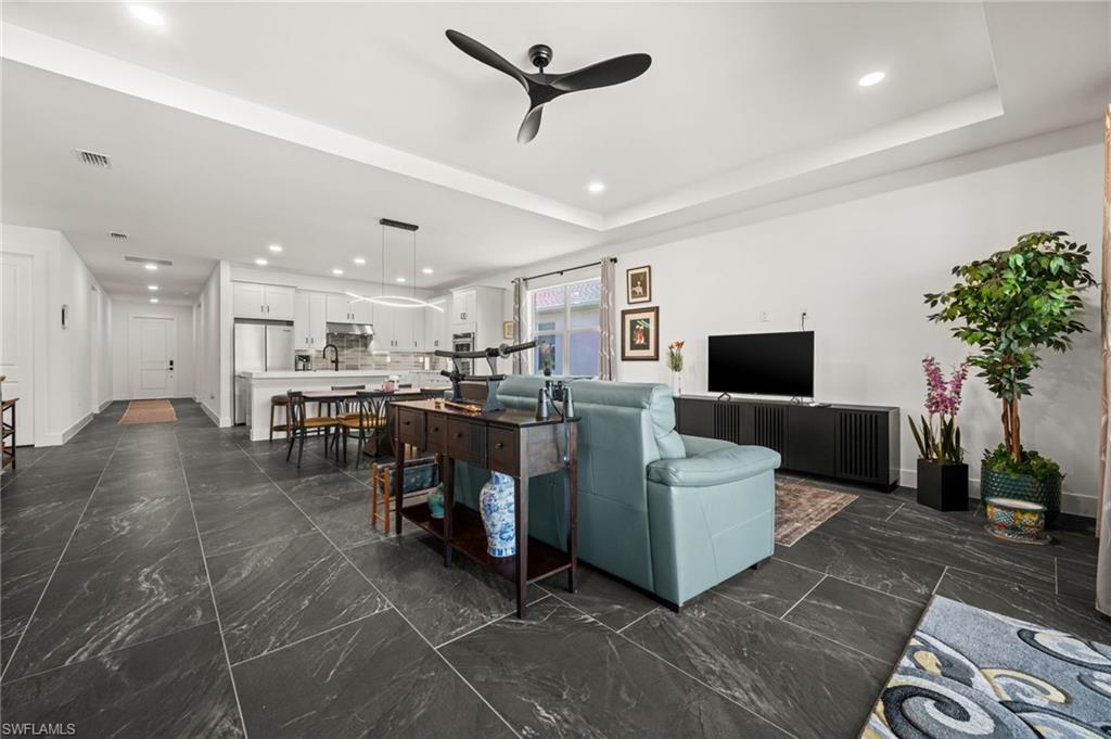 WATERVIEW LANDING - Residential