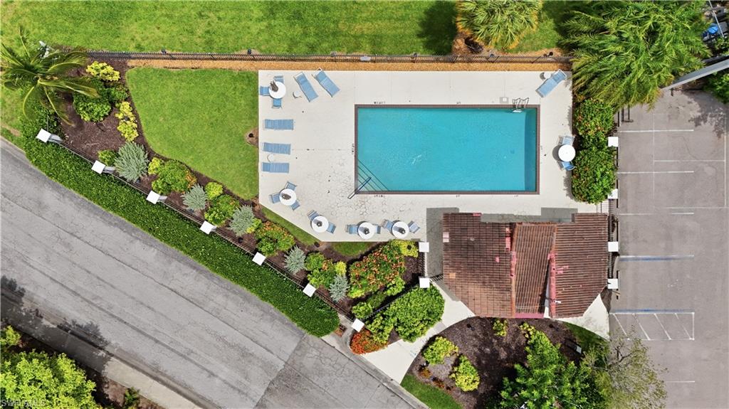 WATER'S EDGE - Residential