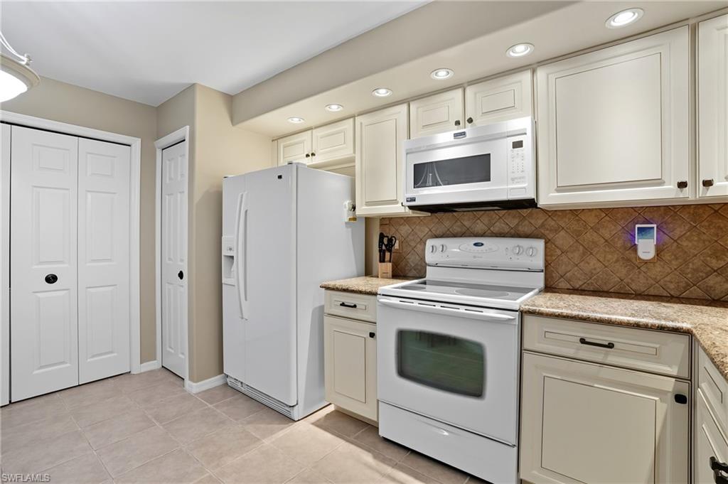 WORTHINGTON WAY - Residential Lease