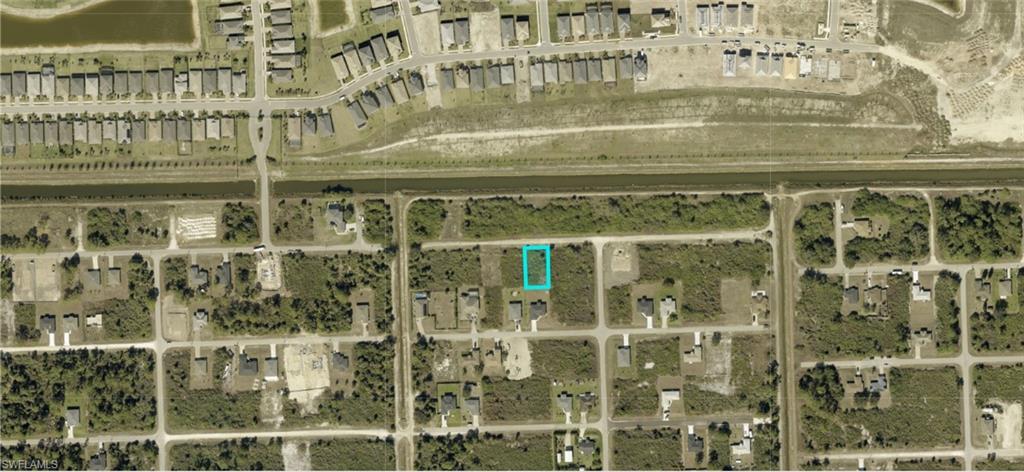 LEHIGH ACRES - Land