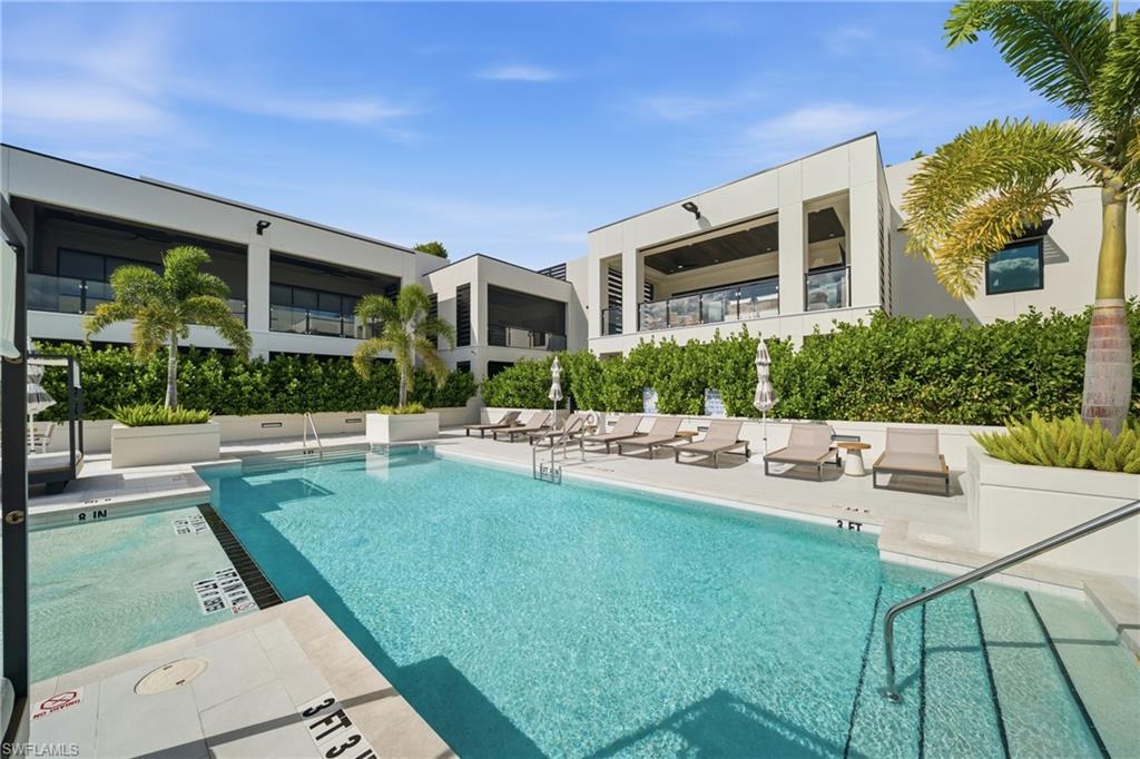 STELLA NAPLES - Residential