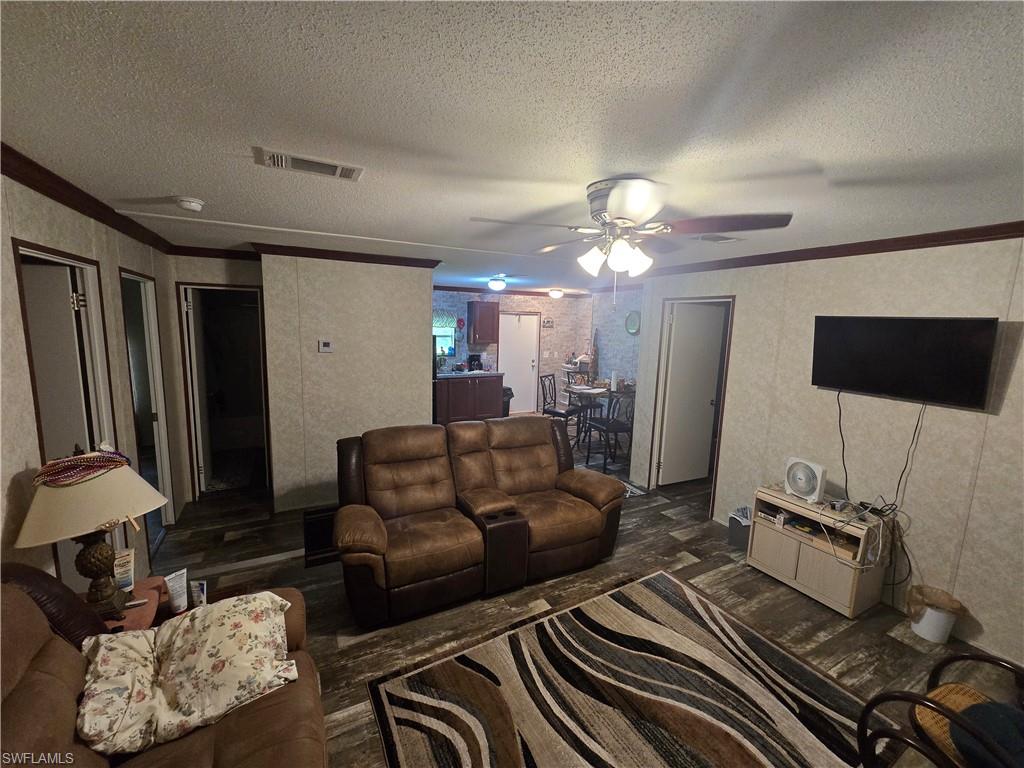 MOORE HAVEN - Residential