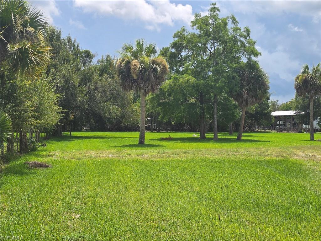 MOORE HAVEN - Residential