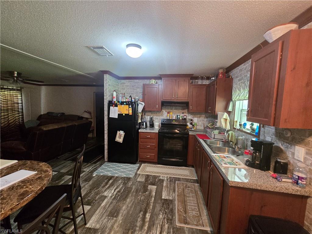 MOORE HAVEN - Residential