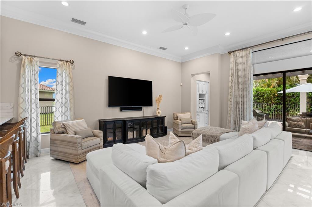 RIVERSTONE - Residential