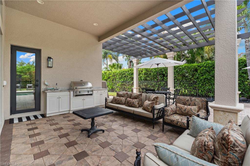 RIVERSTONE - Residential