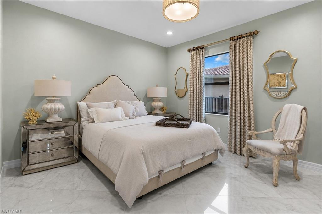 RIVERSTONE - Residential