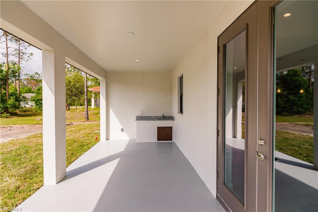 GOLDEN GATE ESTATES - Residential