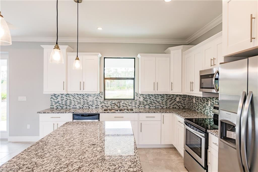 GOLDEN GATE ESTATES - Residential