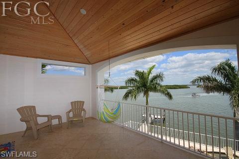 HOLIDAY HEIGHTS - Residential