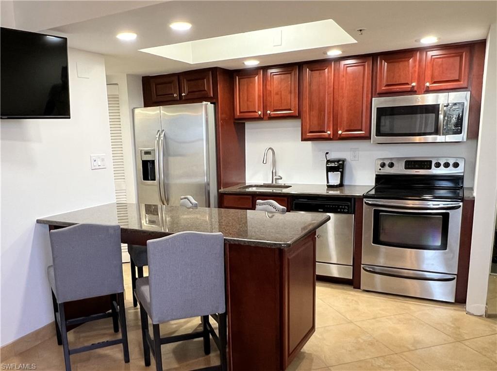 BERMUDA DUNES CONDO - Residential Lease