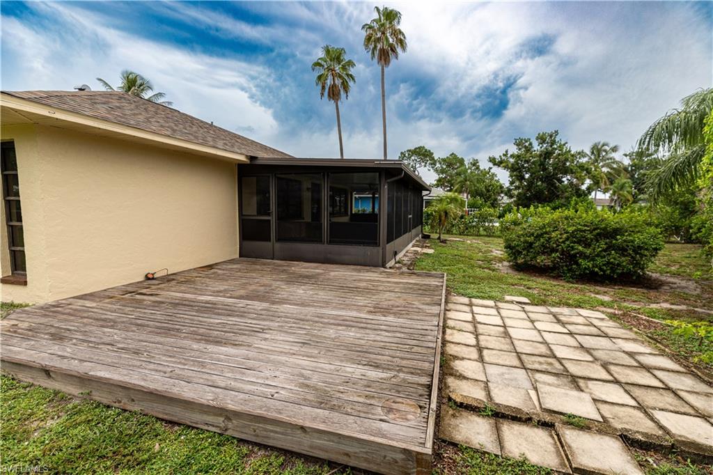 BONITA SPRINGS GOLF & COUNTRY CLUB - Residential