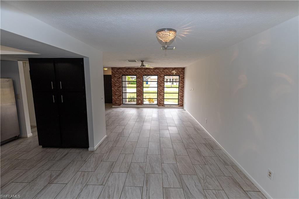 BONITA SPRINGS GOLF & COUNTRY CLUB - Residential