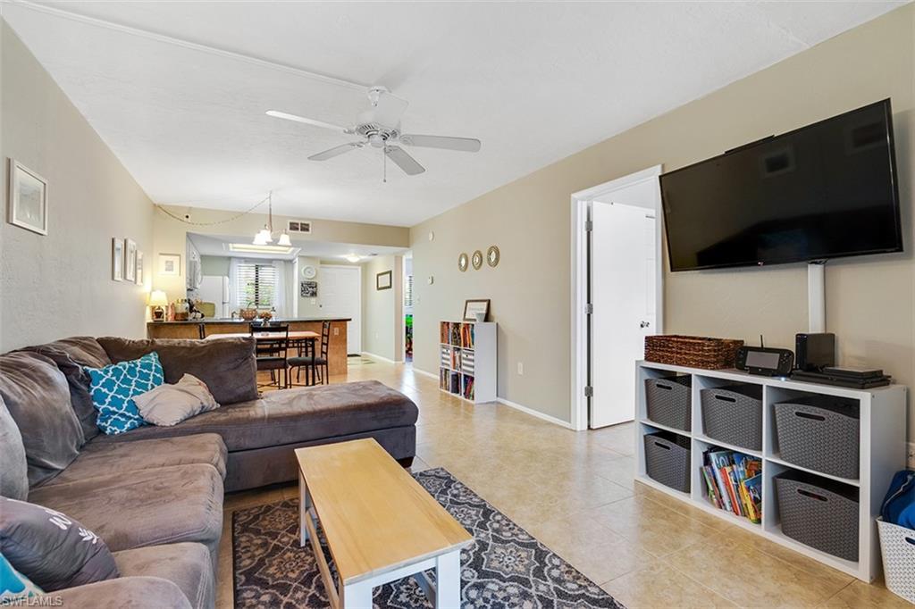 COUNTRY PINES CONDO - Residential