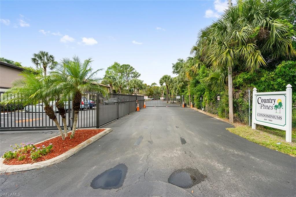 COUNTRY PINES CONDO - Residential