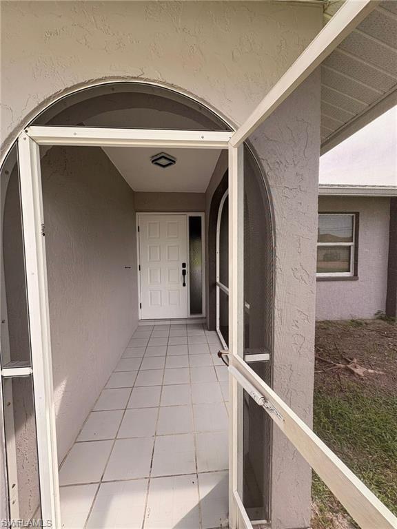 CAPE CORAL - Residential