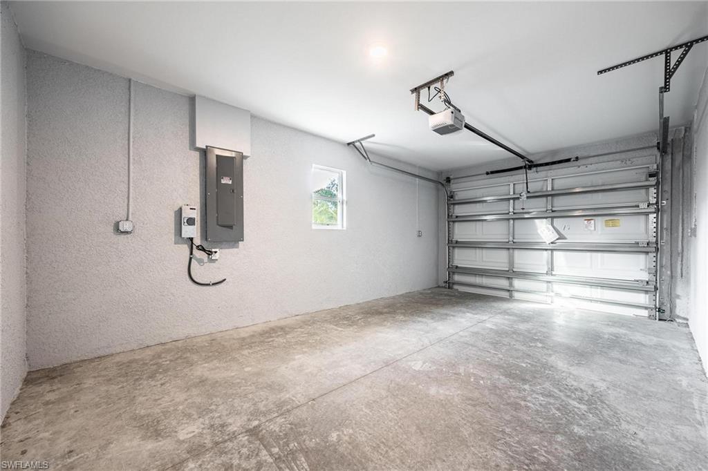 CITY VILLAGE - Residential Lease