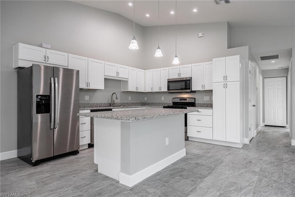 CITY VILLAGE - Residential Lease