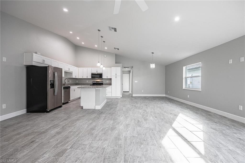 CITY VILLAGE - Residential Lease