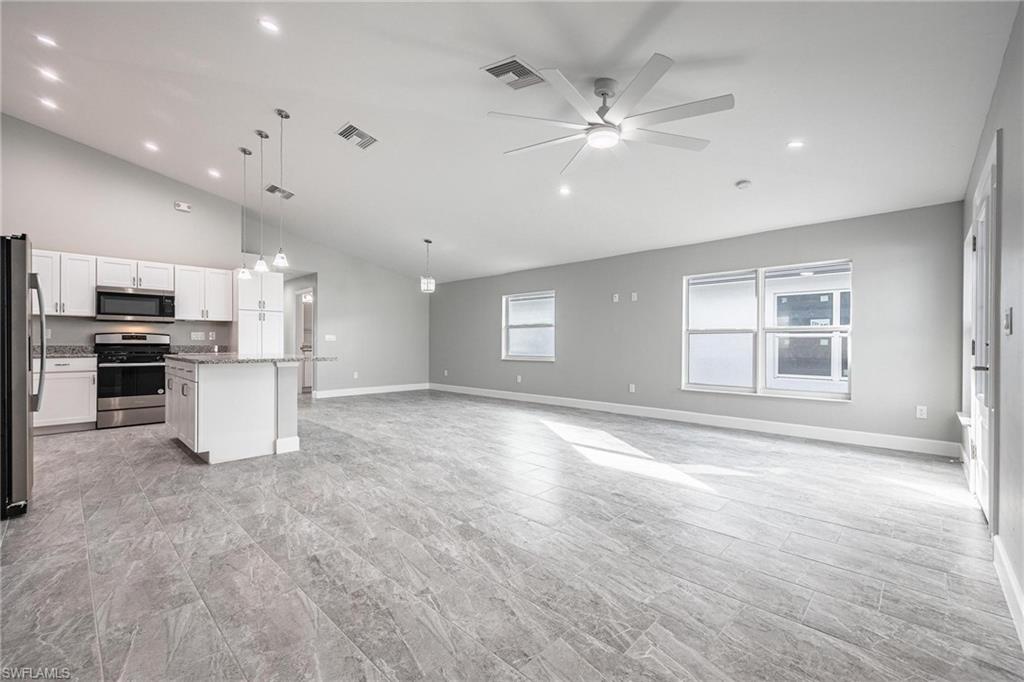 CITY VILLAGE - Residential Lease