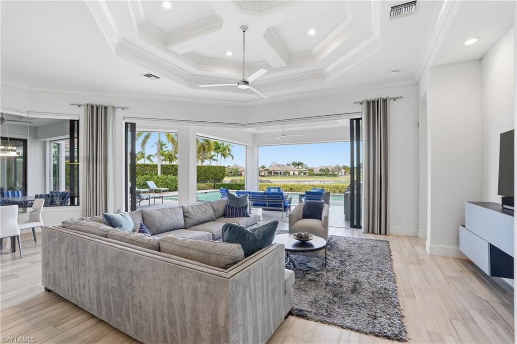 QUAIL WEST - Residential