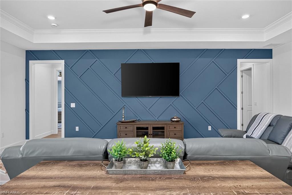 EDGEWATER SHORES - Residential
