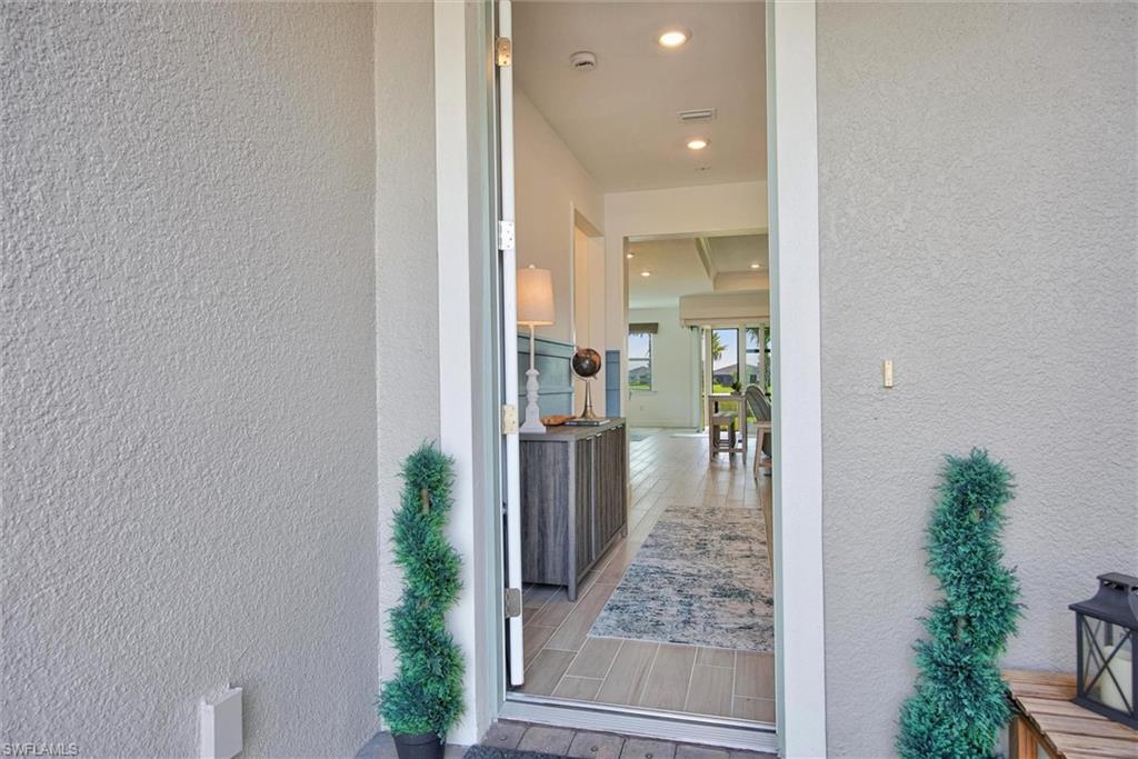 EDGEWATER SHORES - Residential