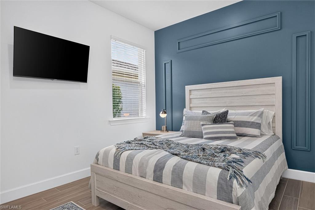 EDGEWATER SHORES - Residential