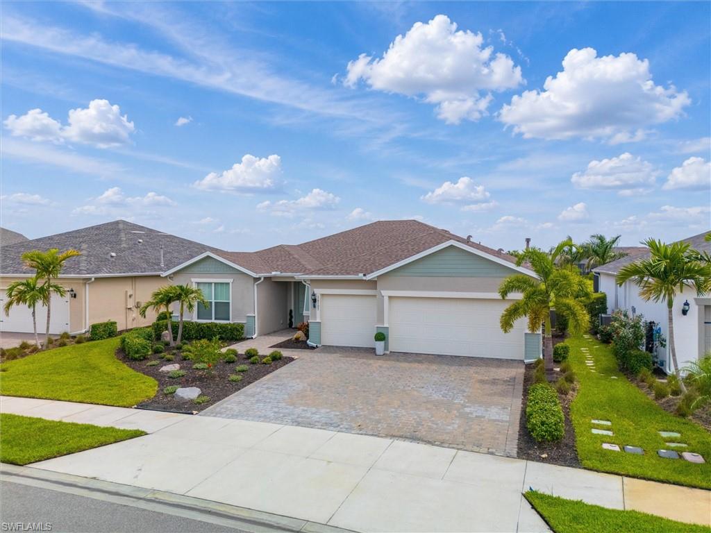 EDGEWATER SHORES - Residential